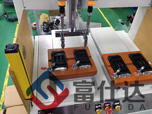 POS機(jī)自動鎖螺絲機(jī)